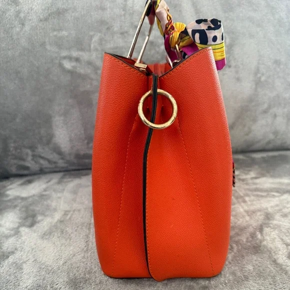 🧡GUC Orange Structured Handbag 🧡 - Picture 4 of 13